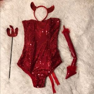 A devil Halloween costume